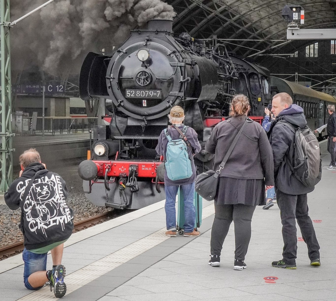 EISENBAHN zum GREIFEN NAH mit GleisGlück – Tag der Schiene auf dem Leipziger Hbf